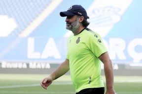 爱游戏-葡超加时末段再迎强敌，新疆广汇临场应变，主帅态度：媒体盛赞，团队化学反应显著的简单介绍